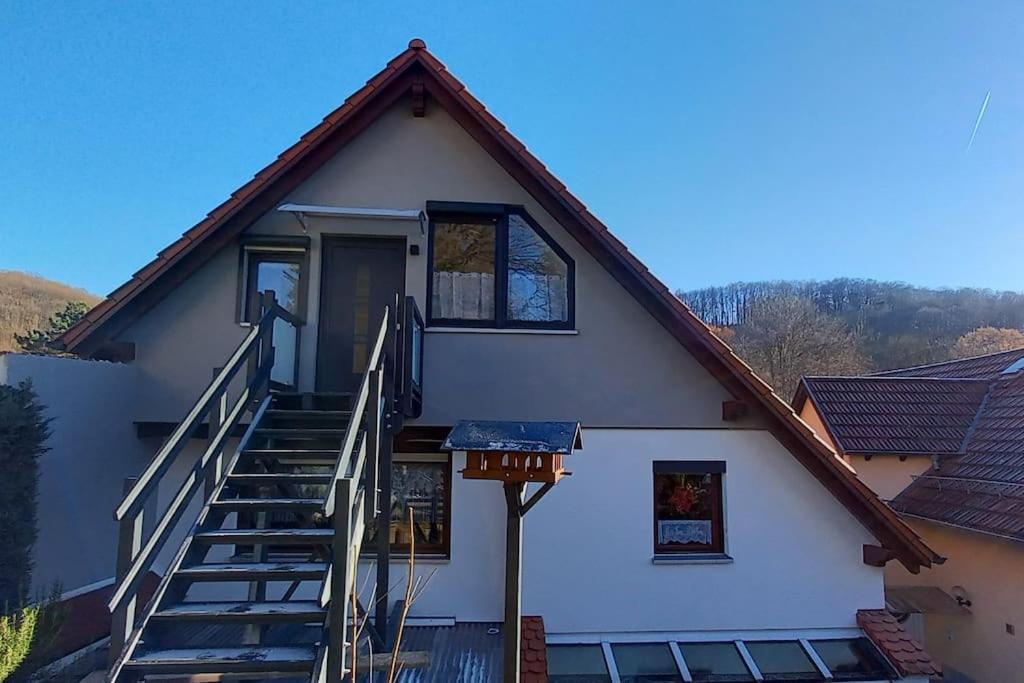 Kleine, Gemuetliche Dachgeschosswohnung Laudenbach  Exteriér fotografie